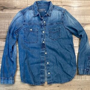 GAP Jean Shirt Boho Western Medium Denim Asymmetrical Pockets Cypress Wash (P15)